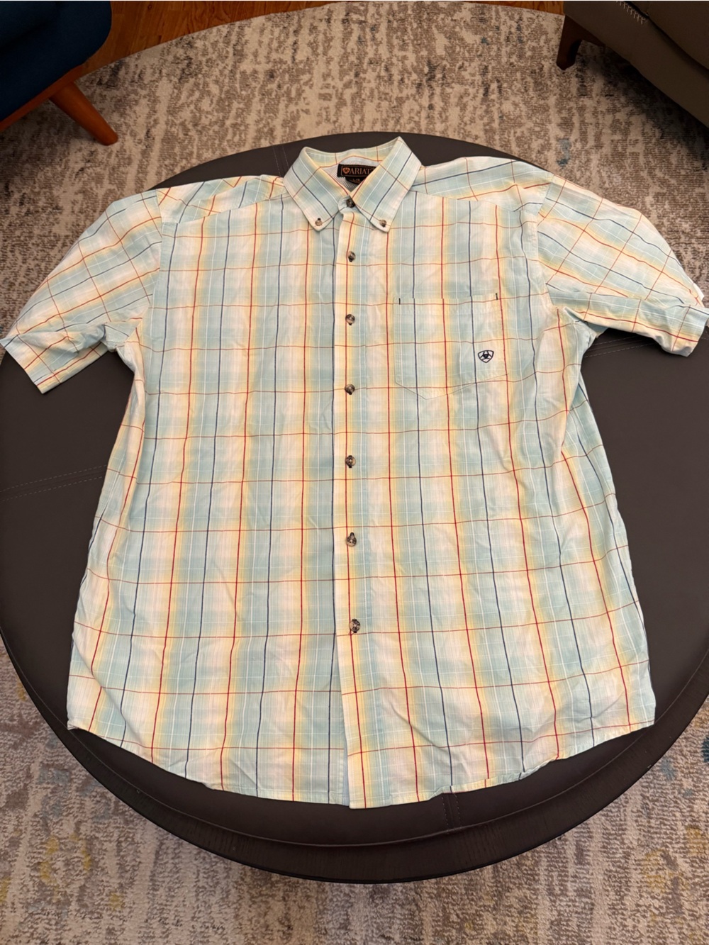 Ariat Hiking Vented Short Sleeve Button Up Men’s L Plaid